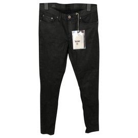 Vaqueros pitillo negros de Acne Studios