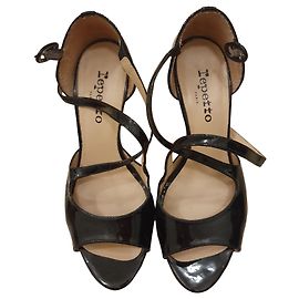 Sandali Repetto in vernice nera
