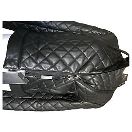 Giacca Emporio Armani in pelle di agnello 100%