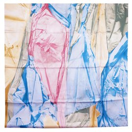 Piazza Louis Vuitton x César Baldaccini