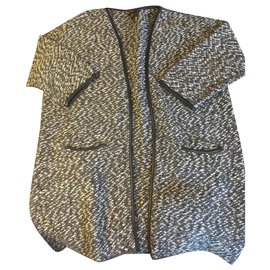 Massimo Dutti Abrigo gris jaspeado con borde de cuero