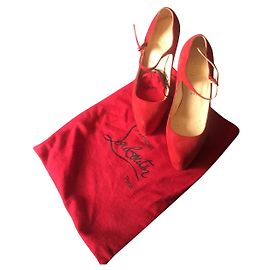 Décolleté Christian Louboutin Daphodile in velluto rosso Taglia 39