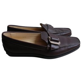 Scarpe stringate Tod's in pelle marrone