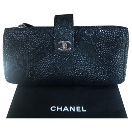 Chanel Clutch in rilievo classica senza tempo