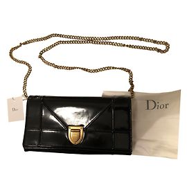 Bolso de mano Dior Diorama en charol negro