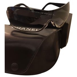 Gafas de sol Chanel Montaigne Acetato Negro Azul Marino