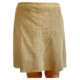 Falda Stouls de piel de ciervo beige