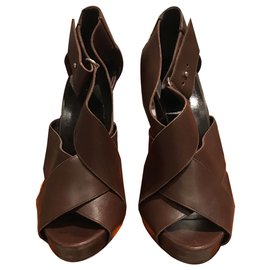 Sandali Hermès Spartan in pelle marrone scuro