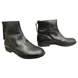 Botas Marc by Marc Jacobs p 36