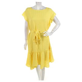 Vince Camuto Kleid in Gelb aus Polyester