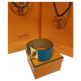 Hermès Kelly Dog Bracelet Green Leather