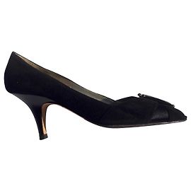 Giuseppe Zanotti Décolleté spuntate con carbochon