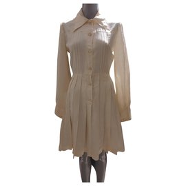 Autre Marque Nina Ricci Kleid Rosa