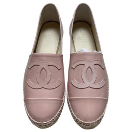 Espadrillas Chanel in vernice rosa