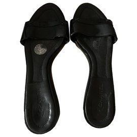 Chanel Slides Black Patent Leather