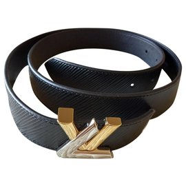Louis Vuitton Twist Gürtel aus schwarzem Epi Leder