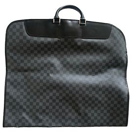 Louis Vuitton Appendiabiti  2 grucce
