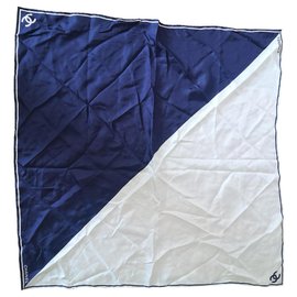 Chanel Seidentuch marineblau und weiß