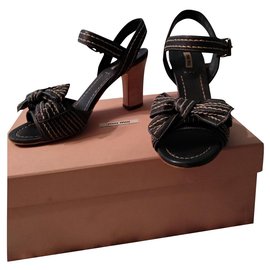 Sandali Miu Miu con tacco
