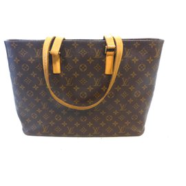 Louis Vuitton Luco GM Monogram Tote Marrone
