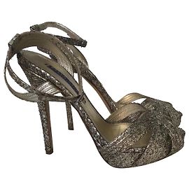 Zapatos de tacón abiertos Ralph Lauren Dorado y Plateado Cuero Tacones de Aguja
