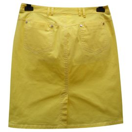 Falda Burberry de algodón amarilla Talla 46