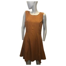 Les Petites Kurzärmeliges Kleid Cognac Lyocell