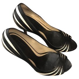 Décolleté Alexander Mcqueen in pelle 38.5
