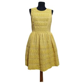 Needle & Thread Midikleid aus Baumwolle Gelb