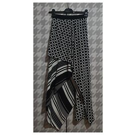 Autre Marque Falda Isola Marras de viscosa blanco negro