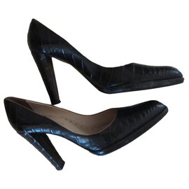 Escarpins Yves Saint Laurent T en cuir effet crocodile noir 37