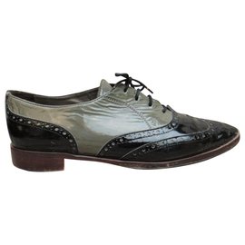 Scarpe Oxford Carel in vernice kaki 38