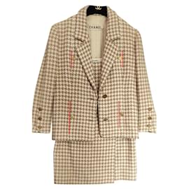 Traje de Falda Chanel Pata de Gallo Lana y Cachemira Beige