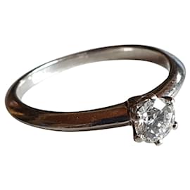 PLATINUM AND DIAMOND RING 0,34 - Tiffany & Co