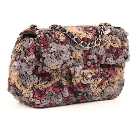 Klassische Chanel-Tasche aus der Timeless-Linie.
