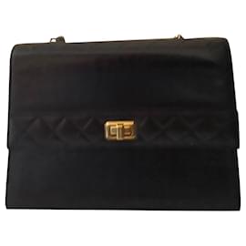 Borsa a mano Chanel Timeless in pelle nera