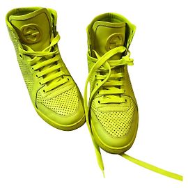 Gucci Sneaker Neongrün Limette Perforiertes Leder