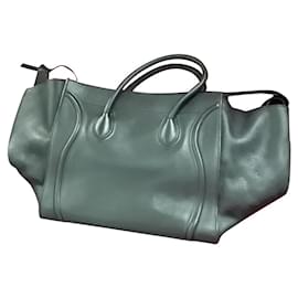 Céline Phantom Handtasche aus schwarzem Leder