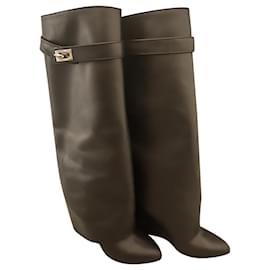 Botas Givenchy Shark de piel negra talla 40