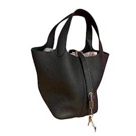 Hermès Picotin 18 Schwarz Taurillon Clemence Leder