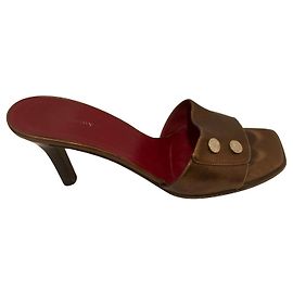 Taglia dei muli vintage Burberry 38