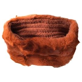 Collana di coniglio arancione con fodera in lana - Autre Marque