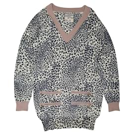 Maglione in lana con scollo a V Baum und Pferdgarten rosa grigio
