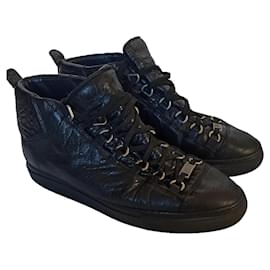 Sneakers Balenciaga Arena High in pelle nera
