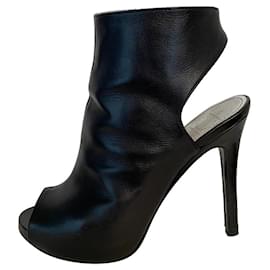 Free Lance Stiefeletten aus schwarzem Leder 37