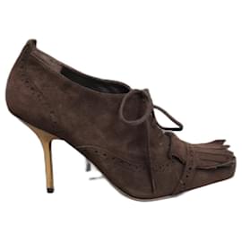 Michel Perry Derbys mit Absatz 37