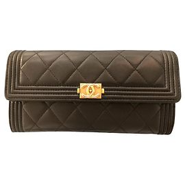 Autre Marque BOY Chanel Long Flap Wallet piel de cordero