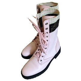 Stivaletti Fendi Rosa in Pelle e Tela