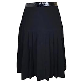 Falda Chanel de lana negra
