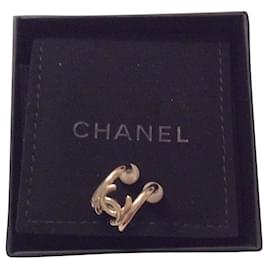 Orecchini Chanel oro e acciaio con perla coltivata